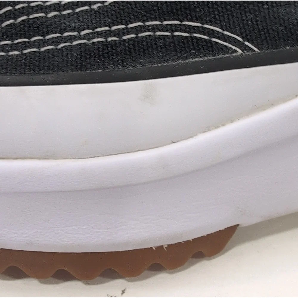 Converse Run Star Hike High Top Platform Sneakers Womens 8.5 Mens 7 Black White - Picture 14 of 16